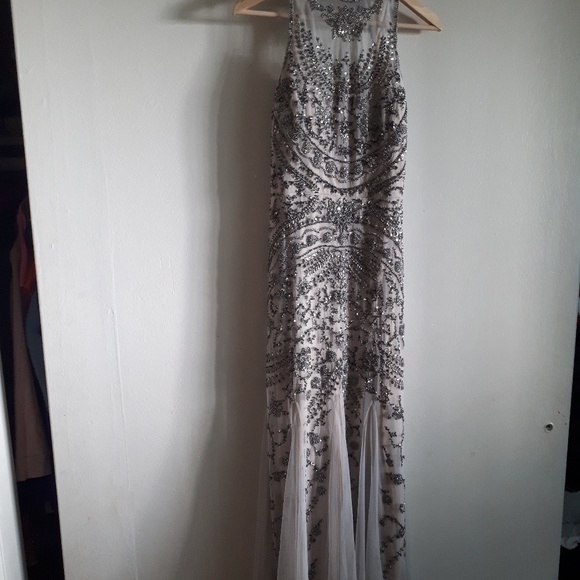 Dress - Picture 2 of 2